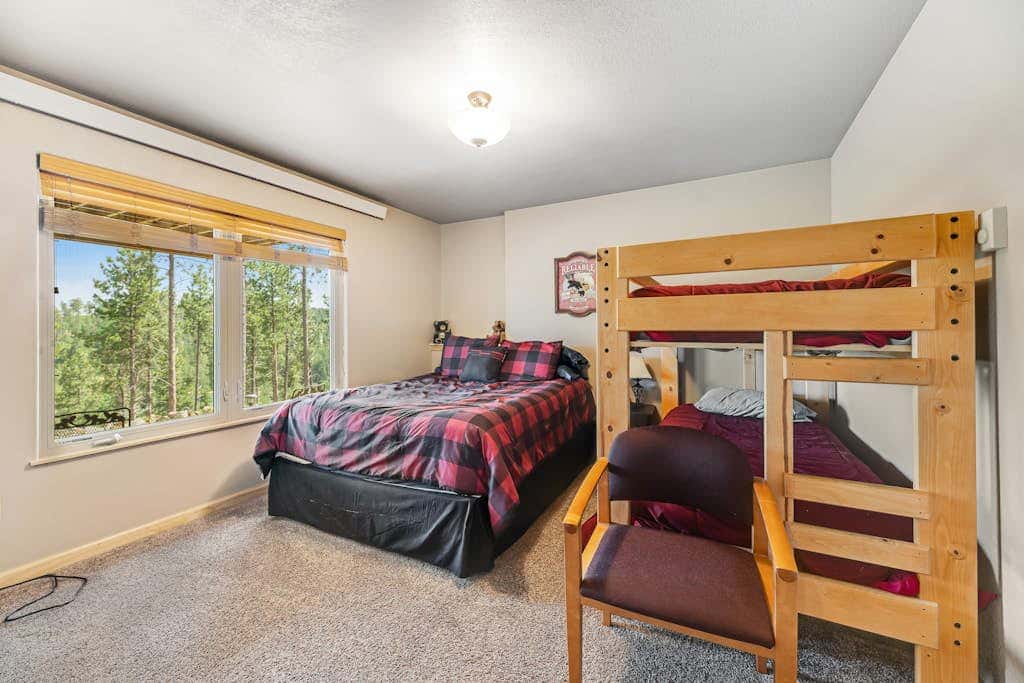 Cliffview Cabin