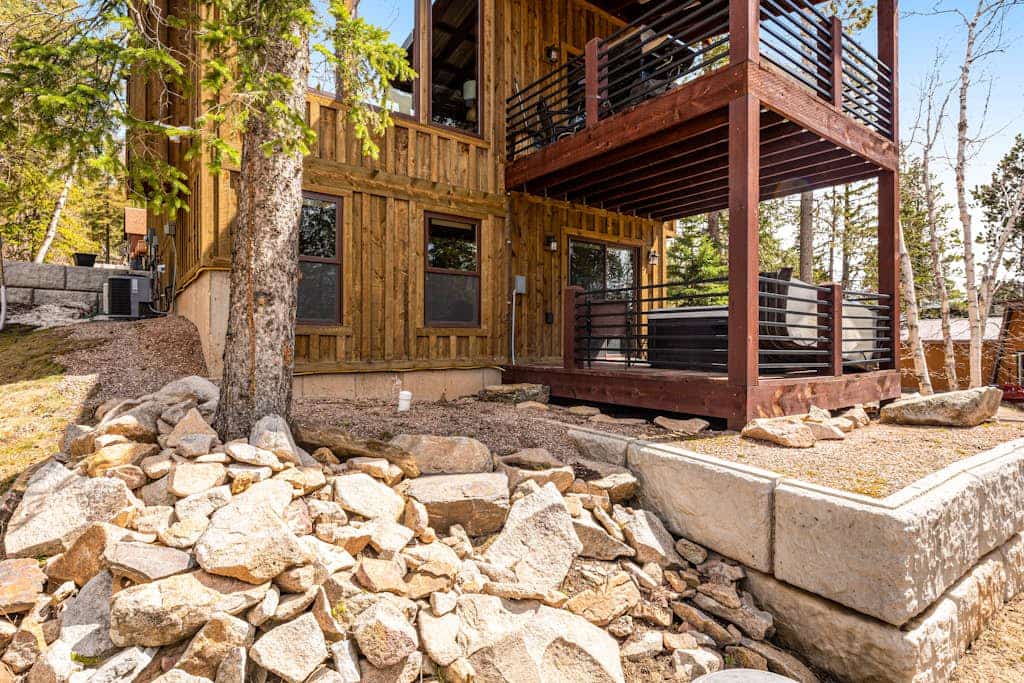 Escape to Lost Buffalo Lodge, a stunning 3-bedroom retreat located close to the Terry Peak Ski Area. This cozy woodland home features a private hot tub, a gas firepit, and an expansive covered patio perfect for year-round relaxation. With lofty ceilings, two spacious living areas, and easy access to the Black Hills, Lead, and Deadwood, it is the ultimate basecamp for your family adventures. Enjoy the comfort of a fully equipped kitchen and a rare, flat yard in this prime mountain destination.