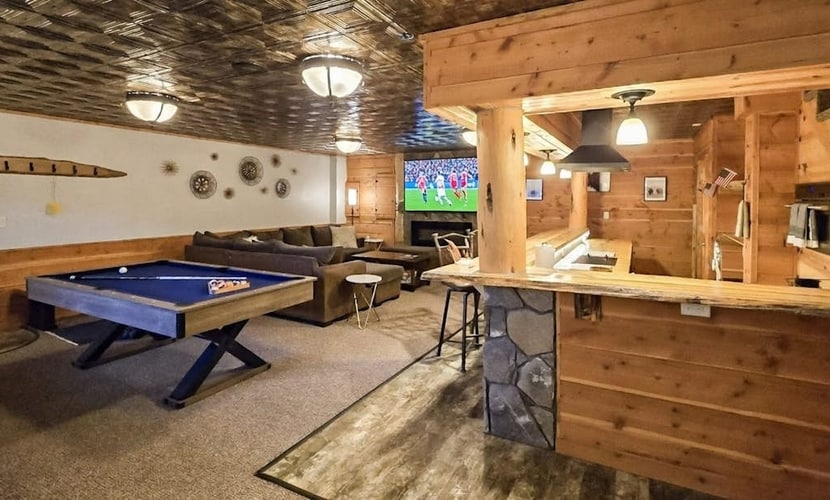 Come experience the best Black Hills getaway at Eagle Pine Lodge, our dog friendly spot just minutes from Custer. This roomy three bedroom house has a private jacuzzi room, a movie room, and a big deck that is perfect for taking in those mountain views. You will also have full access to a nearby pool and playground, so it is great for families. Since we are close to Custer State Park, Mount Rushmore, and Crazy Horse, our lodge is the perfect mix of comfort and adventure for your next trip.
