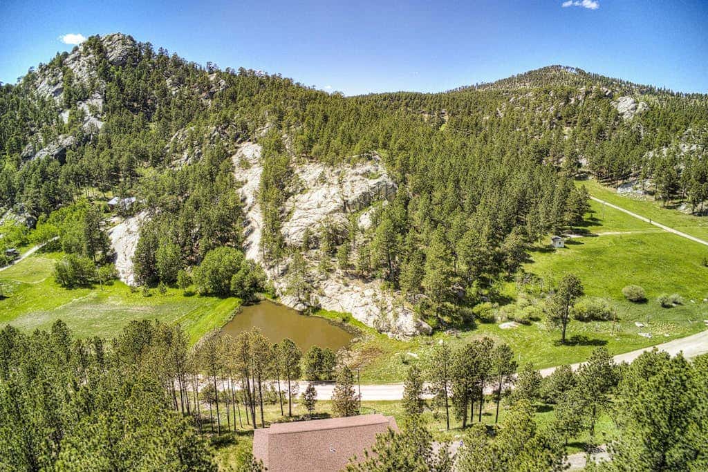 Eagle Pine Lodge