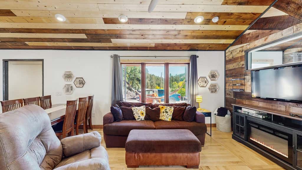 Honey Bee Hideaway