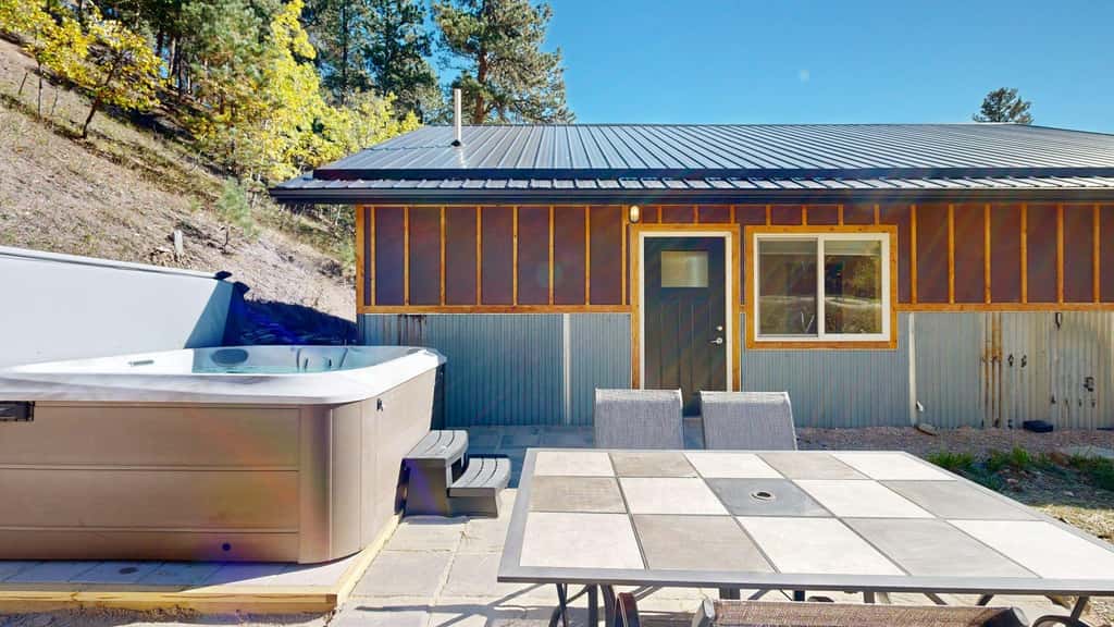 Honey Bee Hideaway