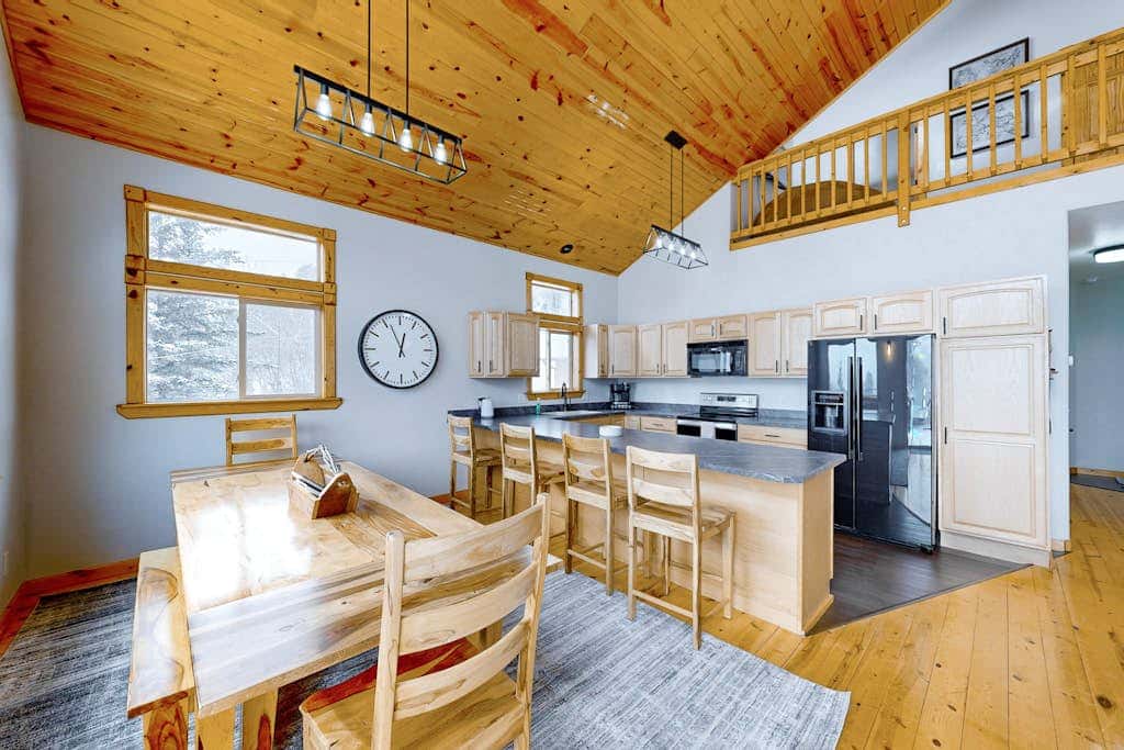Pleasant View Lodge