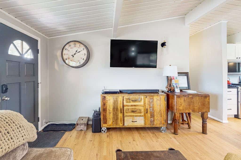 Experience the perfect blend of rustic charm and modern convenience at Goldfish Glen. This pet-friendly two-bedroom Colorado Springs home features a stunning backyard with a scenic waterfall pond and fire pit. Enjoy central air and a fully equipped kitchen before heading out to explore iconic landmarks like Garden of the Gods and Pikes Peak. Whether you are seeking adventure or a cozy retreat with your dog, our home provides the ideal base for your next mountain getaway.