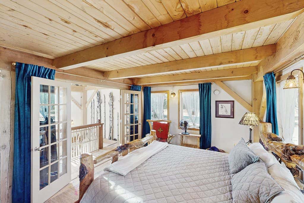 Timberframe Treehouse