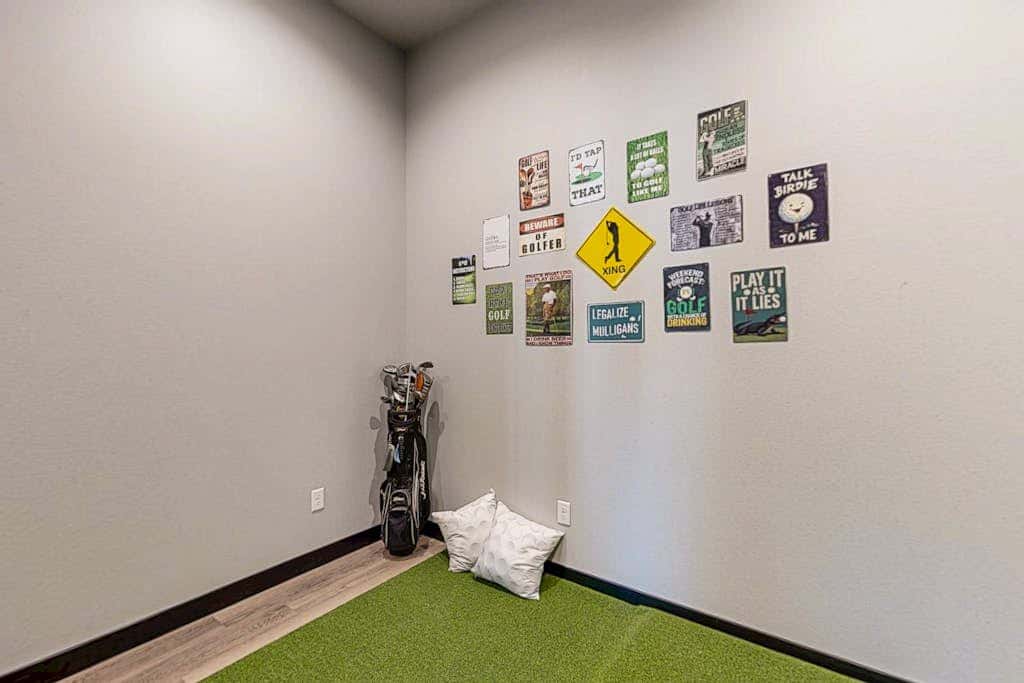 The 19th Hole