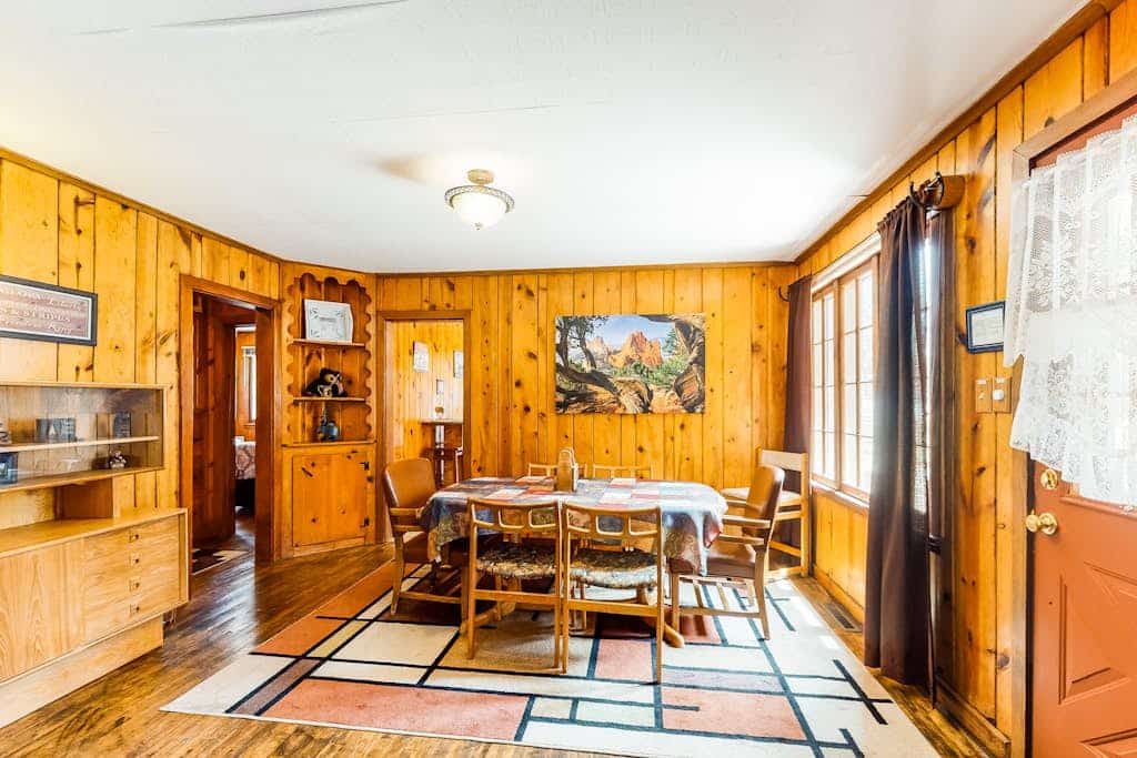 Escape to this cozy two bedroom cabin in Woodland Park where mountain charm meets modern comfort. Perfect for families and pet owners, this woodsy retreat features a warm fireplace, a fully equipped kitchen, and spacious decks ideal for stargazing or watching local wildlife. Nestled near Pikes Peak and Colorado Springs, you are perfectly positioned for hiking, sightseeing, or a relaxing mountain getaway. Bring your dogs along to enjoy the fresh air and stunning views at this peaceful Colorado home base.