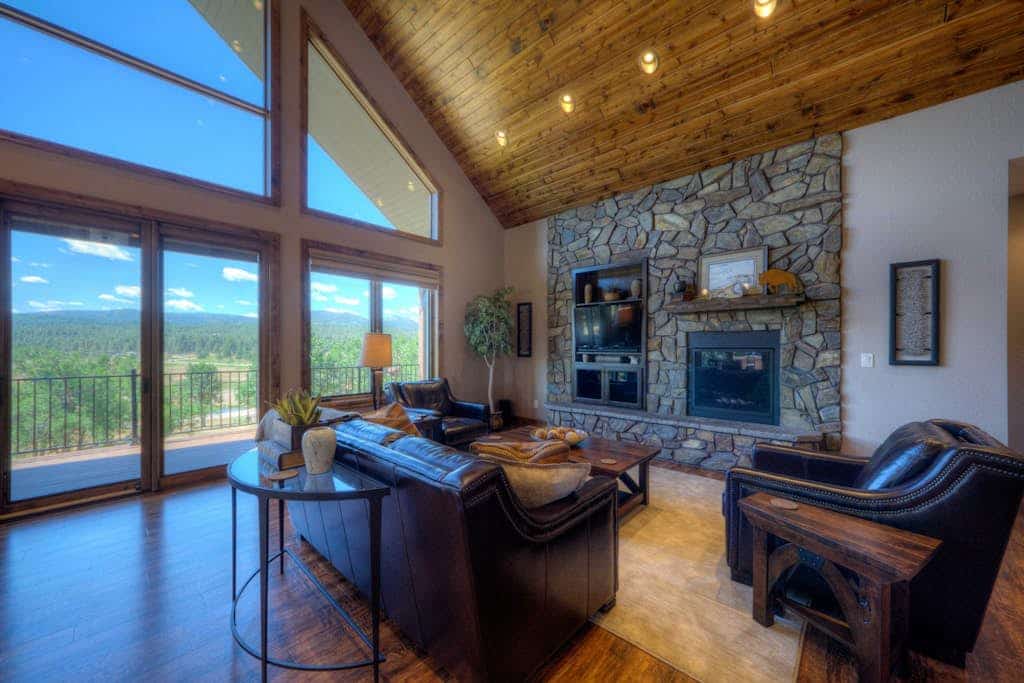 Escape to this spacious 4 bedroom mountain retreat in Sturgis, perfectly positioned between Deadwood and the Black Hills National Forest. Overlooking the Boulder Canyon Golf Course, this home features a private hot tub, a large deck with a built in grill, and stunning views of Pillar Peak. With room for the whole group, a gourmet kitchen, and a cozy fireplace, it is the ultimate basecamp for golfing, hiking, or exploring the scenic trails of South Dakota. Experience luxury and nature in one incredible setting.