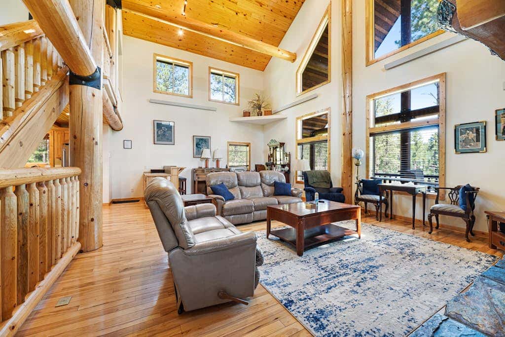 Boulder Ridge Lodge