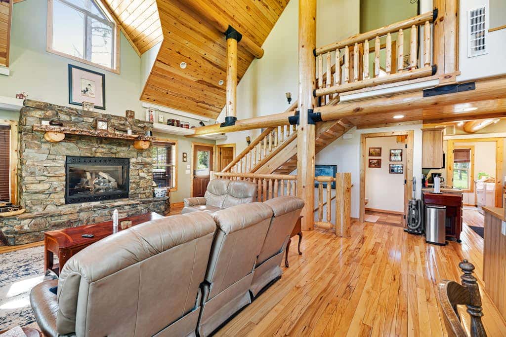 Boulder Ridge Lodge