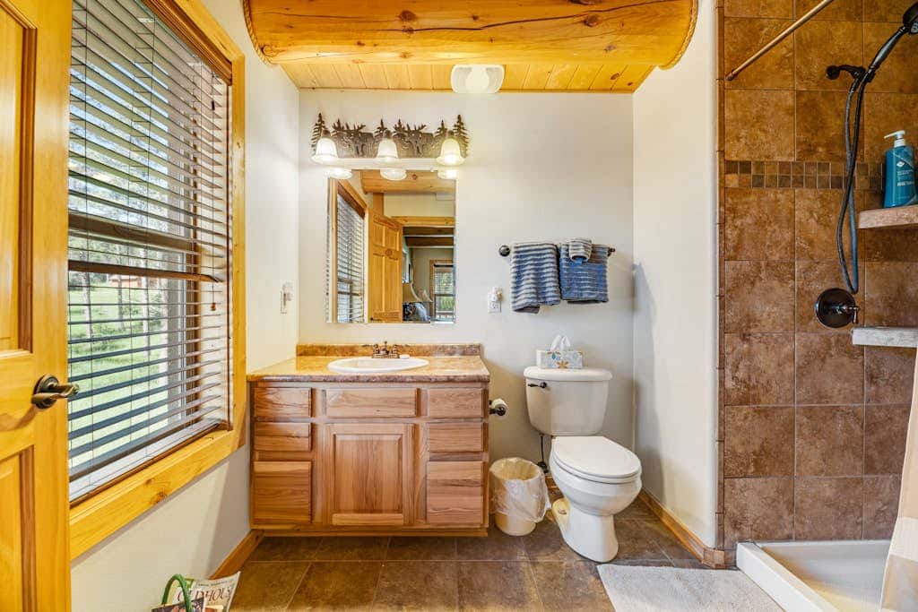 Boulder Ridge Lodge