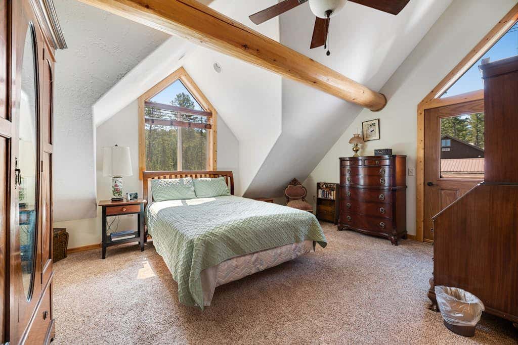 Boulder Ridge Lodge