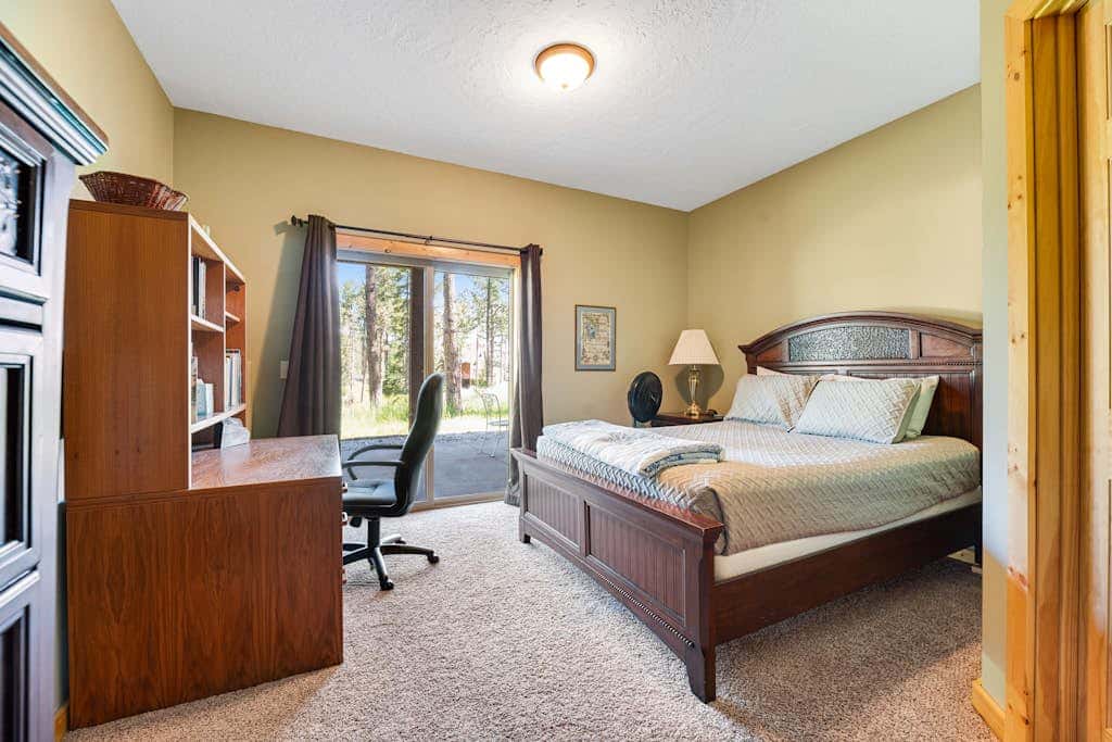 Boulder Ridge Lodge