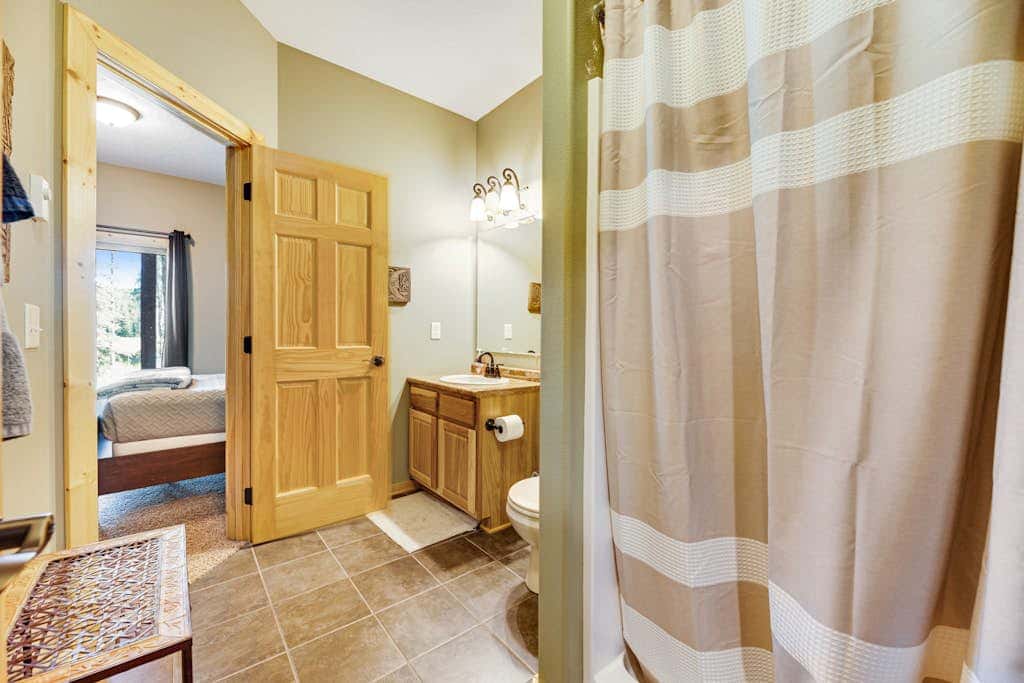 Boulder Ridge Lodge