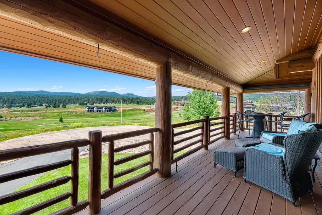 Reunion Lodge
