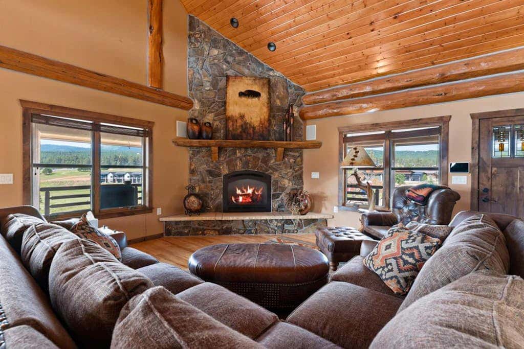 Reunion Lodge