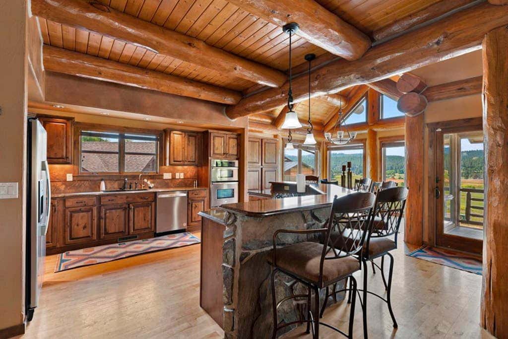 Reunion Lodge