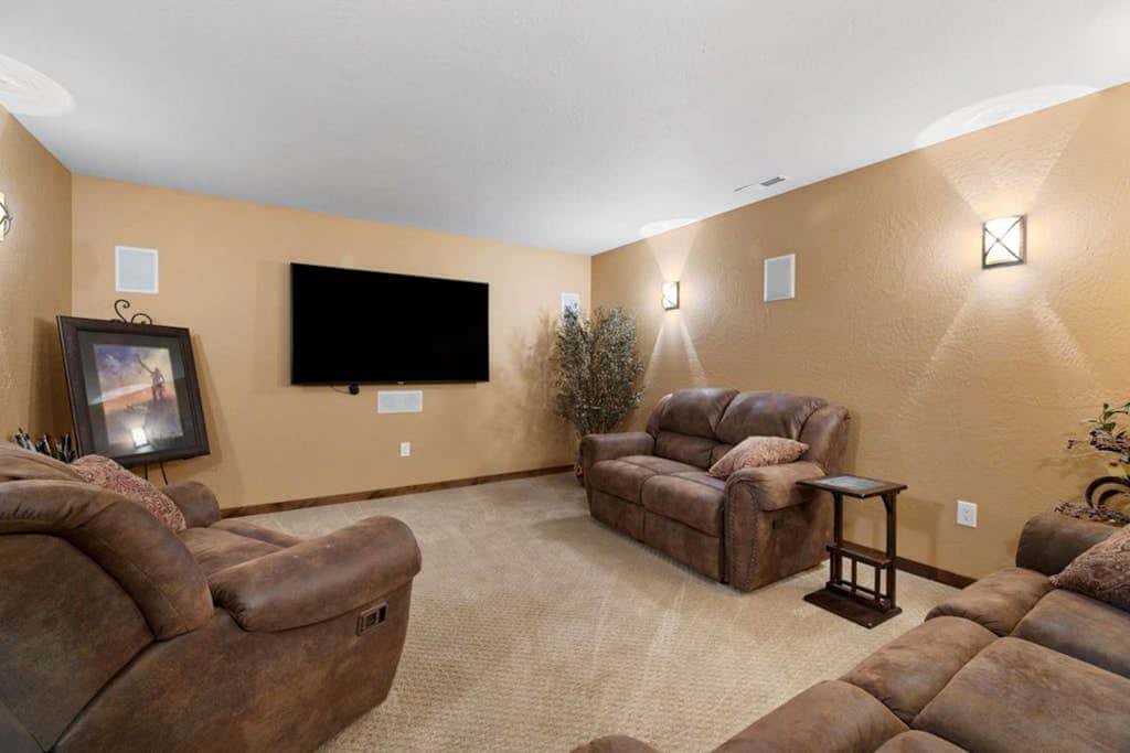 Reunion Lodge