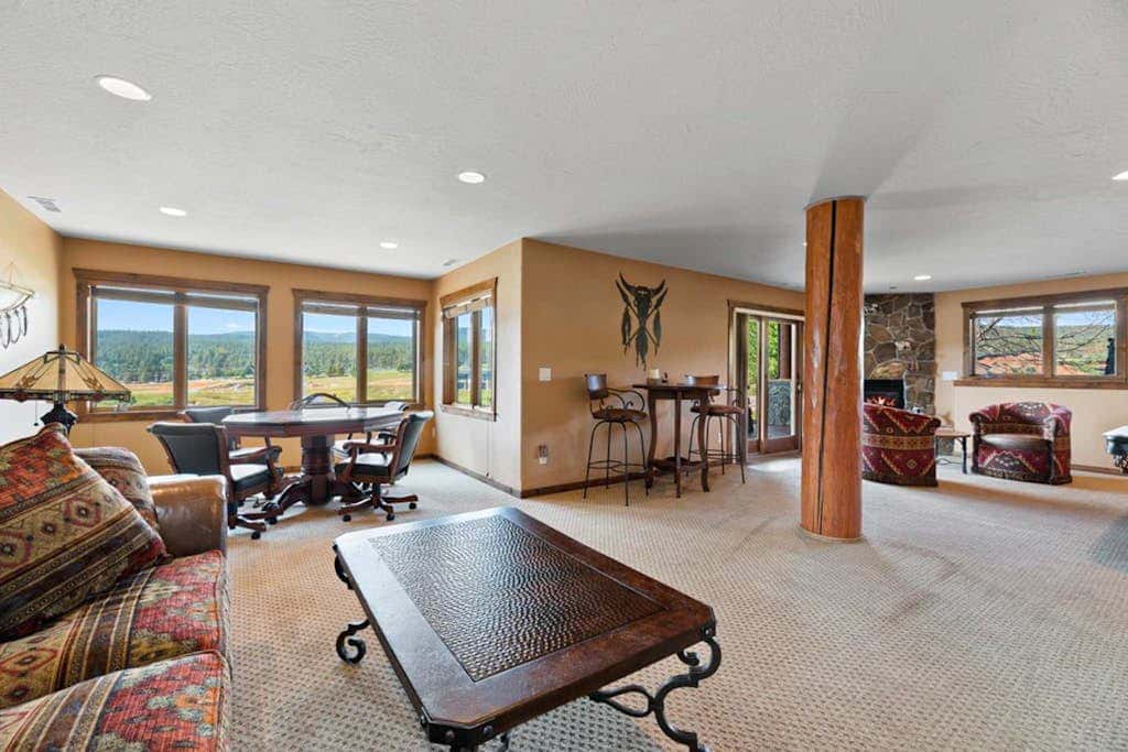 Reunion Lodge