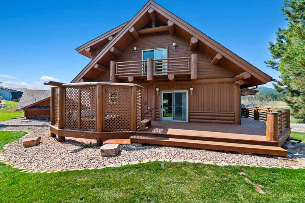 Reunion Lodge