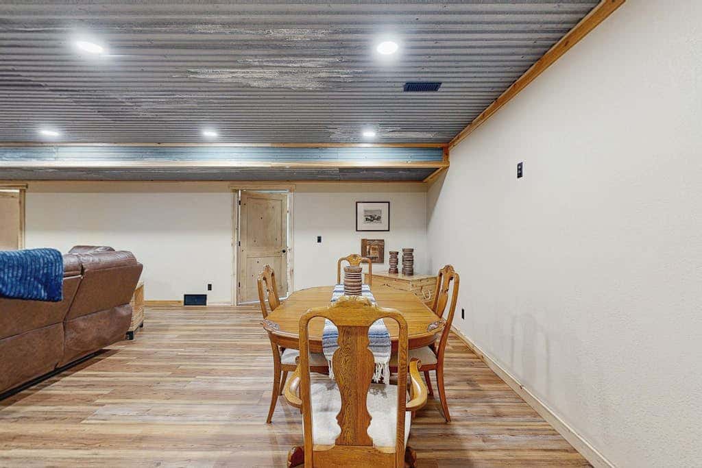Bear Butte Hideaway