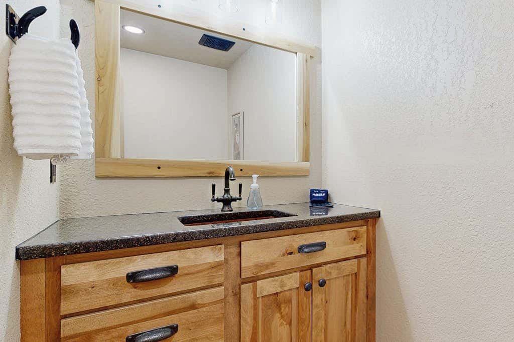 Bear Butte Hideaway