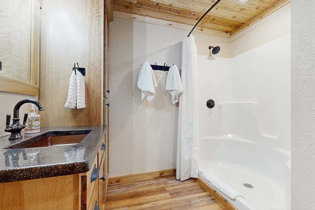 Bear Butte Hideaway