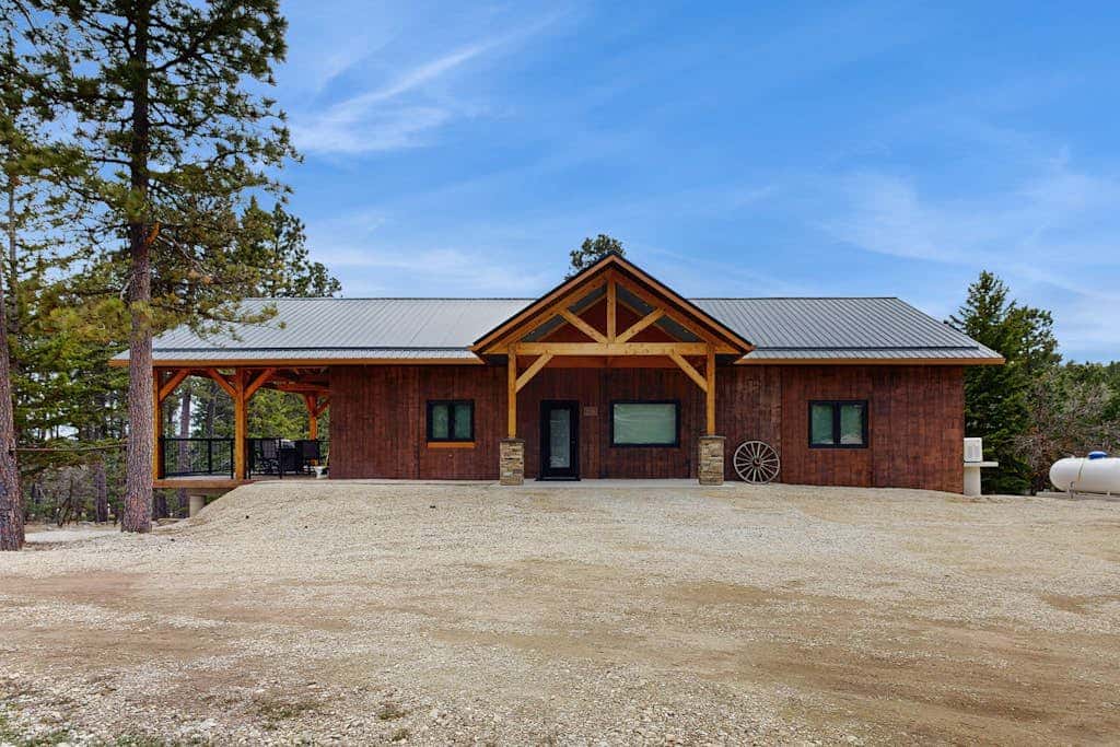 Bear Butte Hideaway