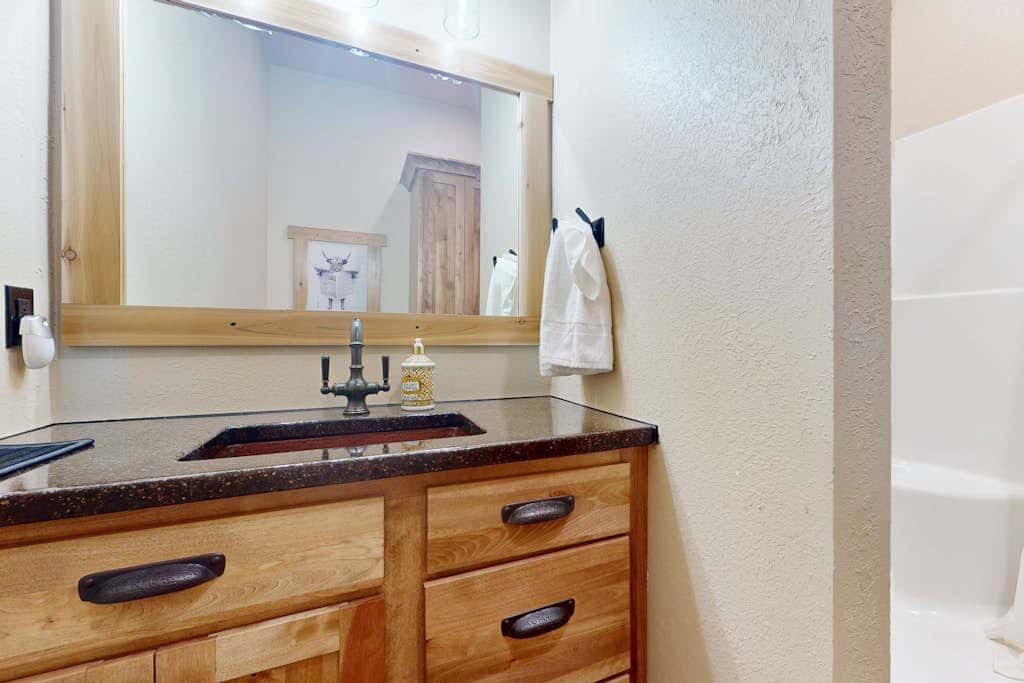 Bear Butte Retreat