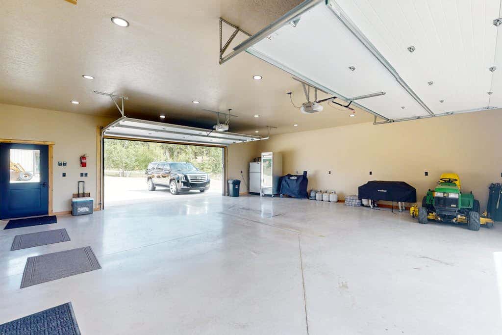 Bear Butte Retreat