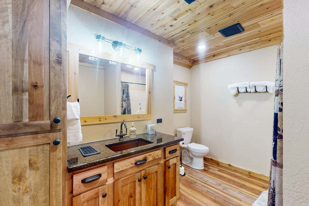 Bear Butte Retreat
