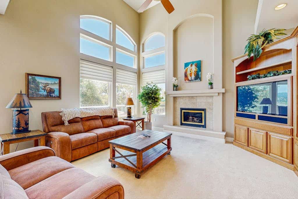 Large Luxury Estate Home with Airport Taxiway, Movie Theater, Close to Yosemite