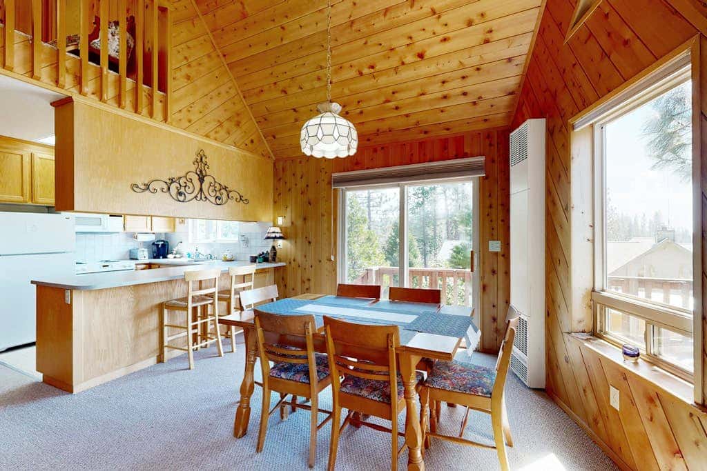 Blue Lake Springs Chalet