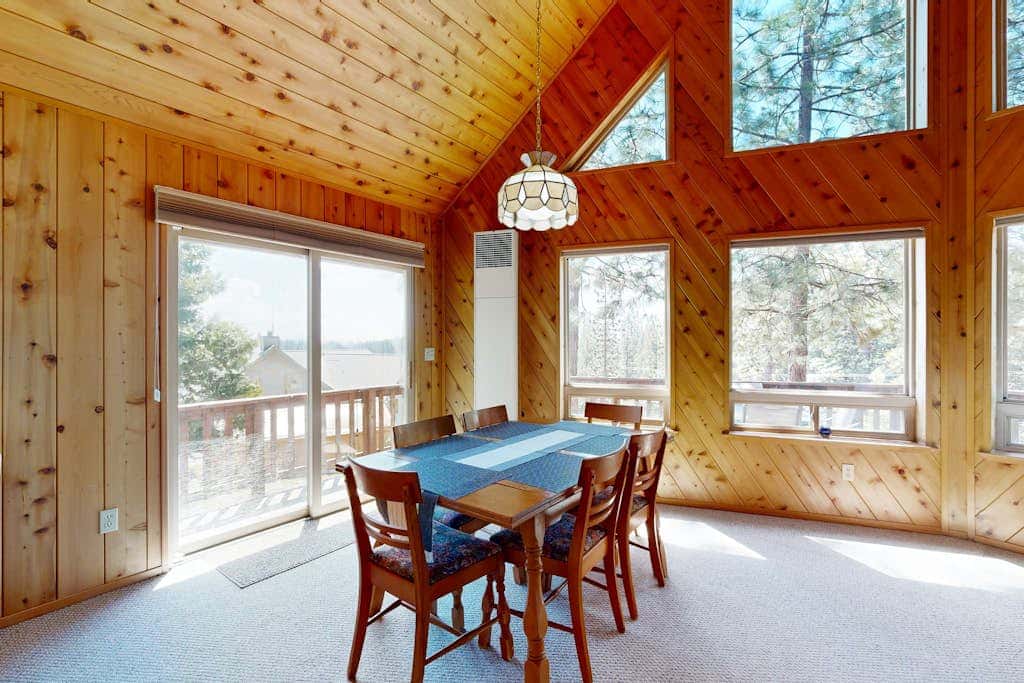 Blue Lake Springs Chalet