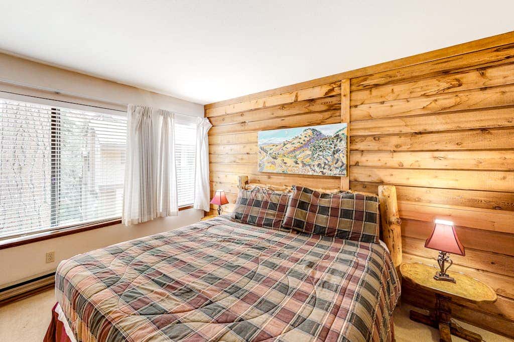 Huntington Lake Condo 92