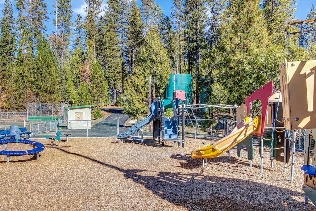 Huntington Lake Condo 92