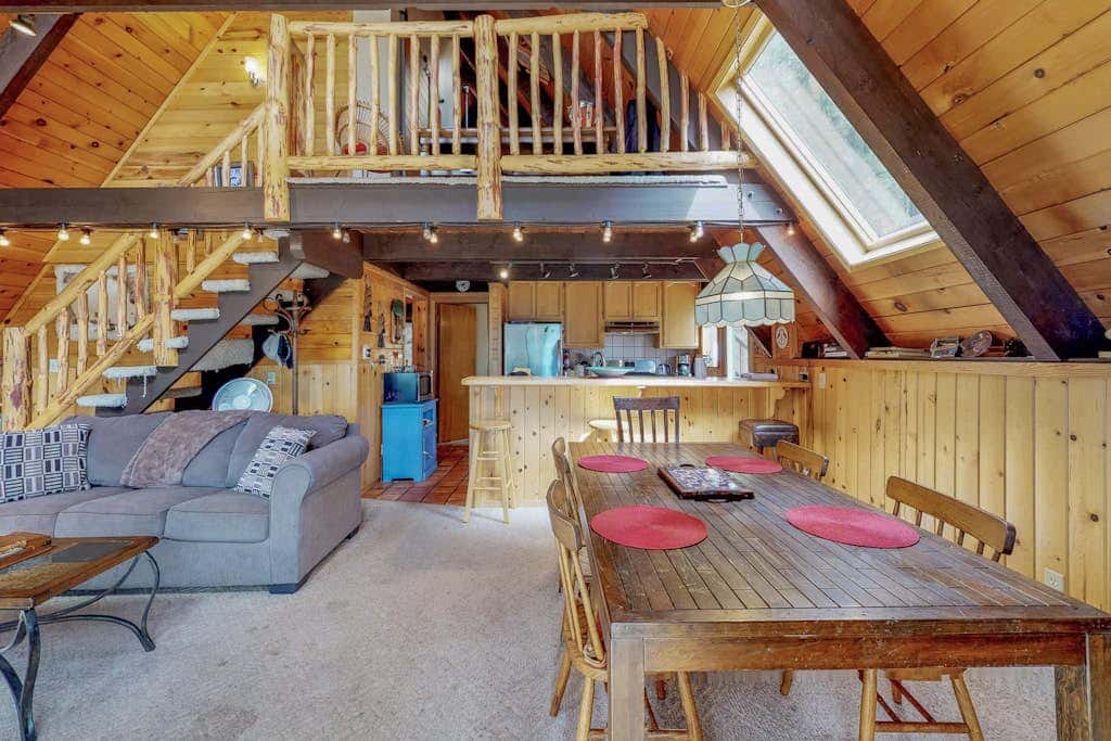 Stiles Mountain Hideaway