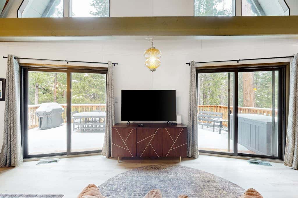 Groovy Days Chalet