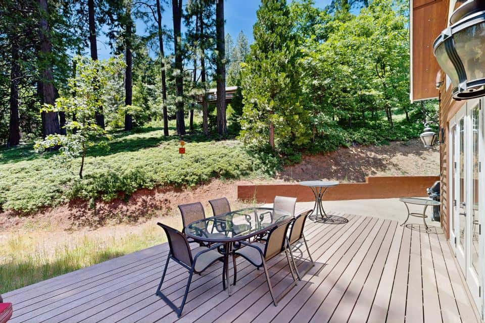 Cypress Lodge