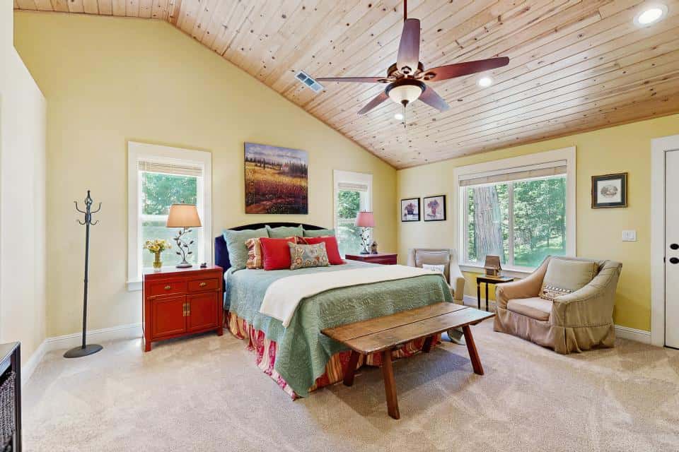 Cypress Lodge