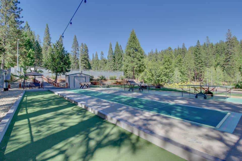 Cypress Lodge