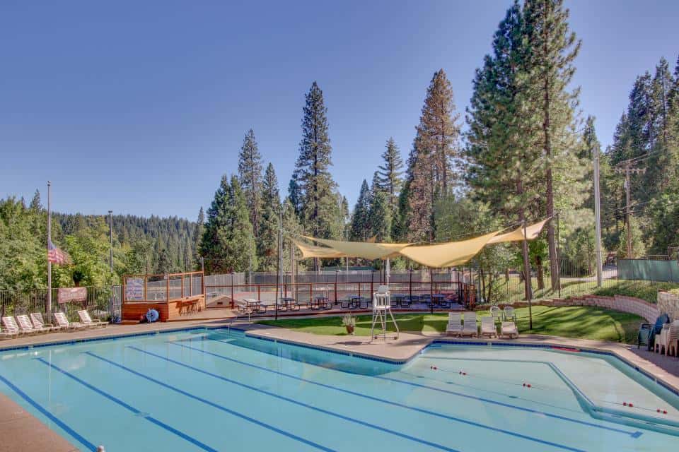 Cypress Lodge