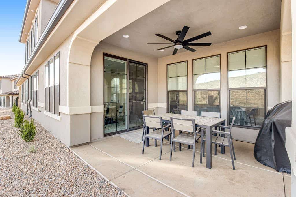 Brand new townhome with shaded patio, desert views, central AC & great location