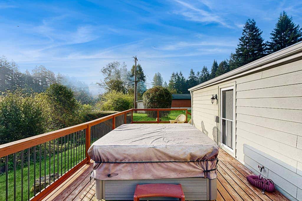 Redwood Coast River House