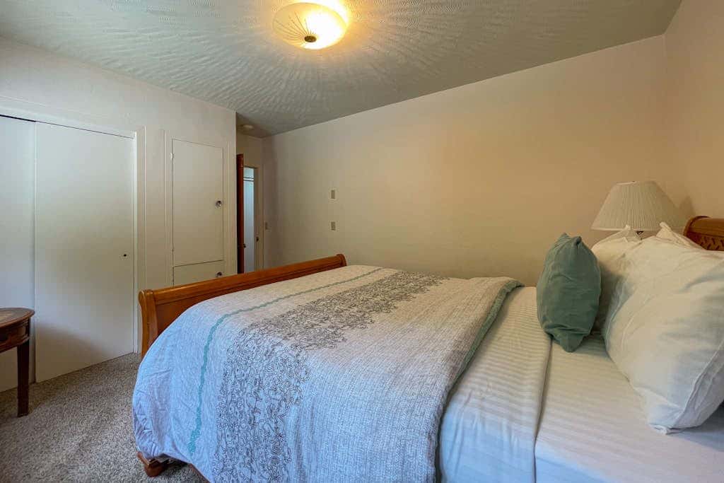 Freshwater Lagoon Retreat