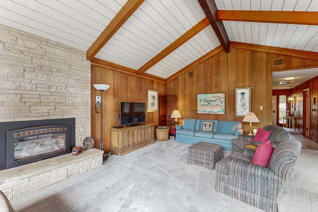 Mimi's Ranch House