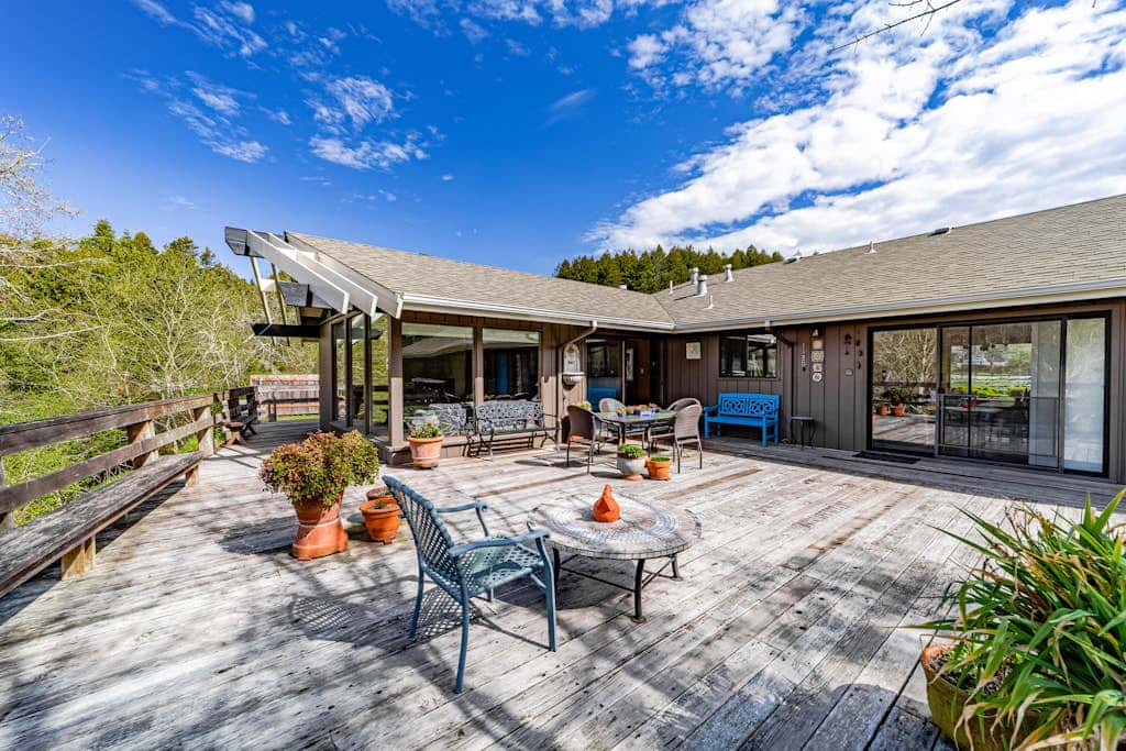 Mimi's Ranch House