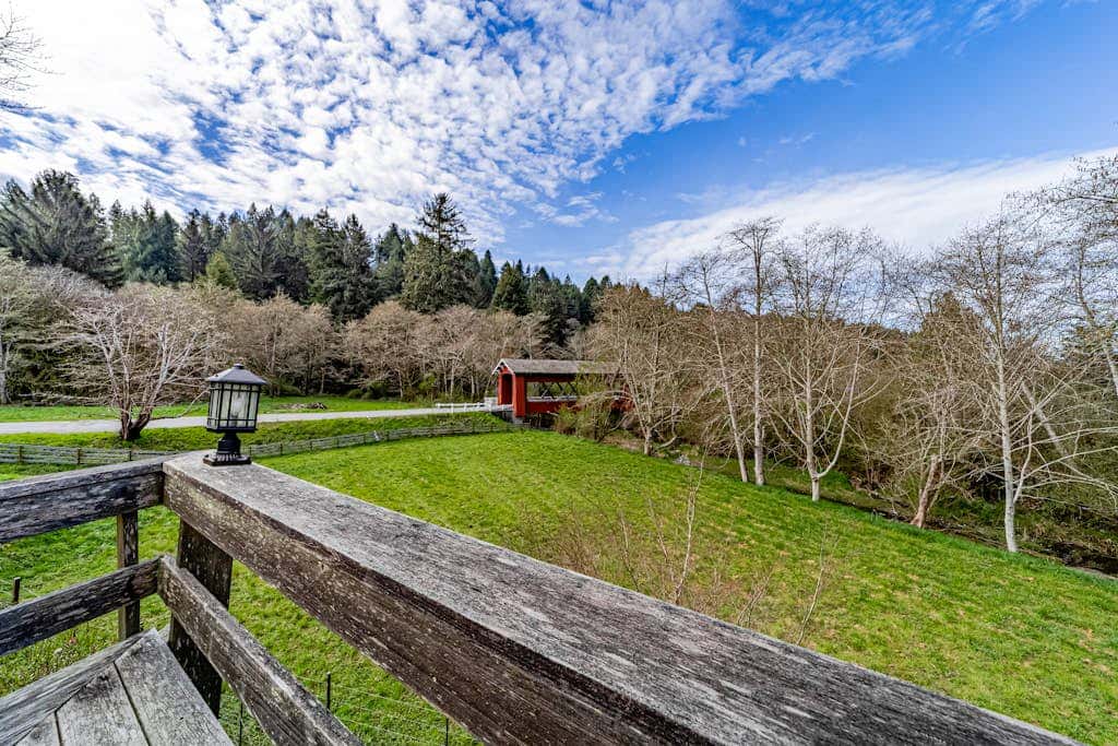 Mimi's Ranch House