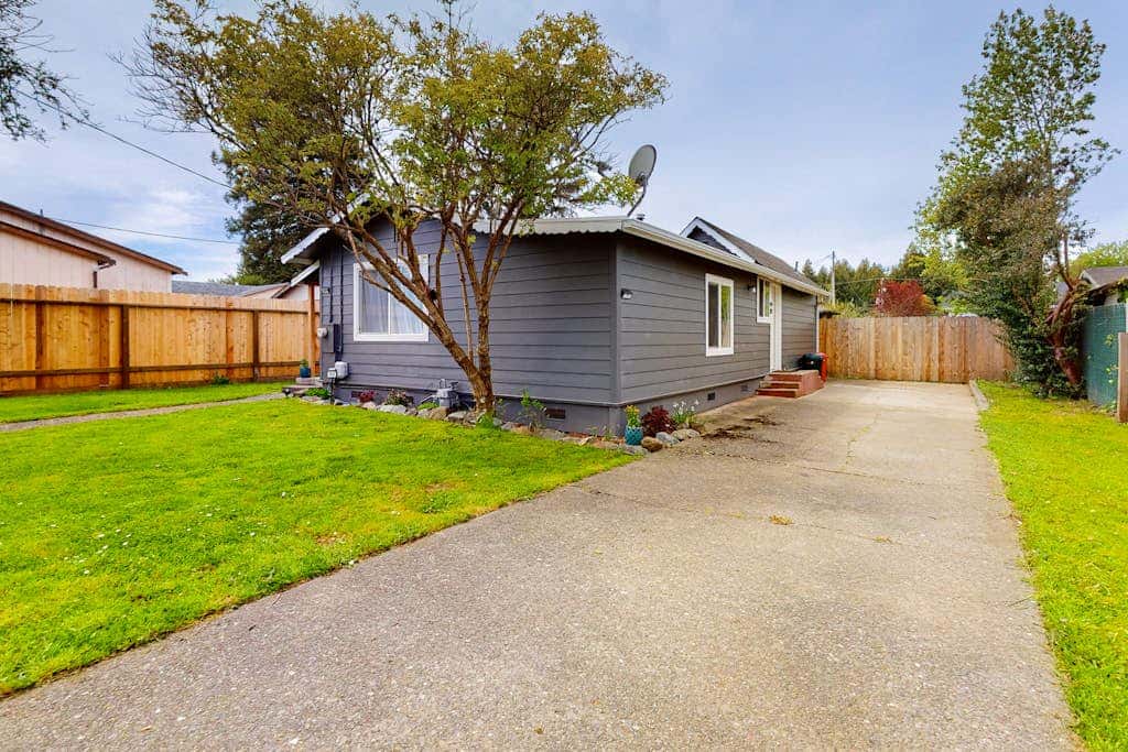 Cedar Street Cottage
