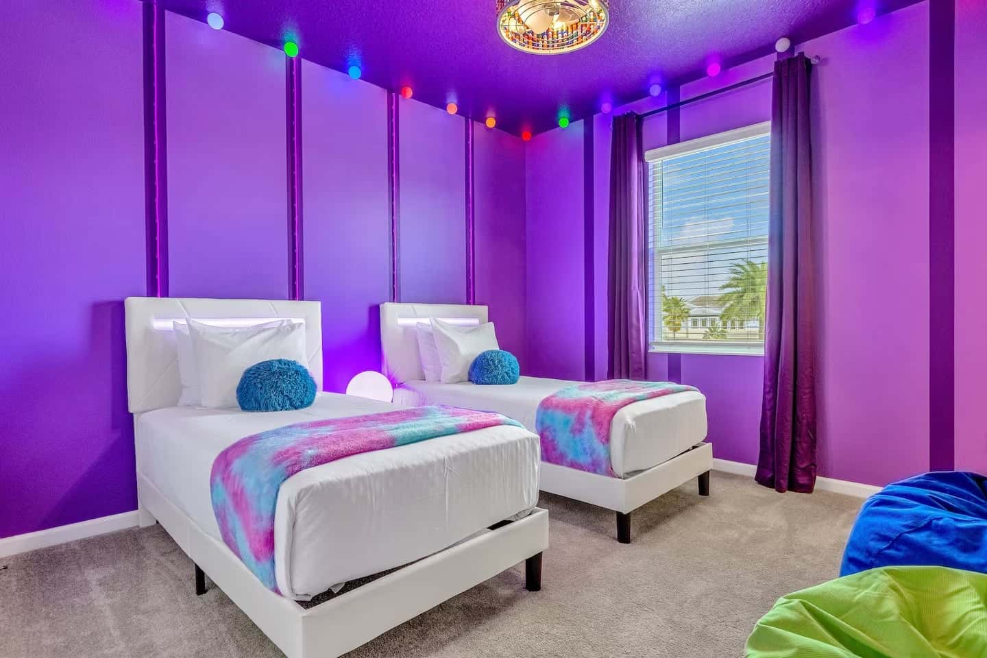 Modern Home at Sonoma! Sleeps 32